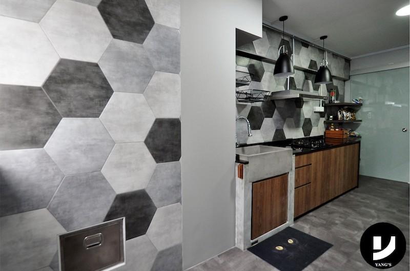 689 Hougang St 61 Kitchen 1