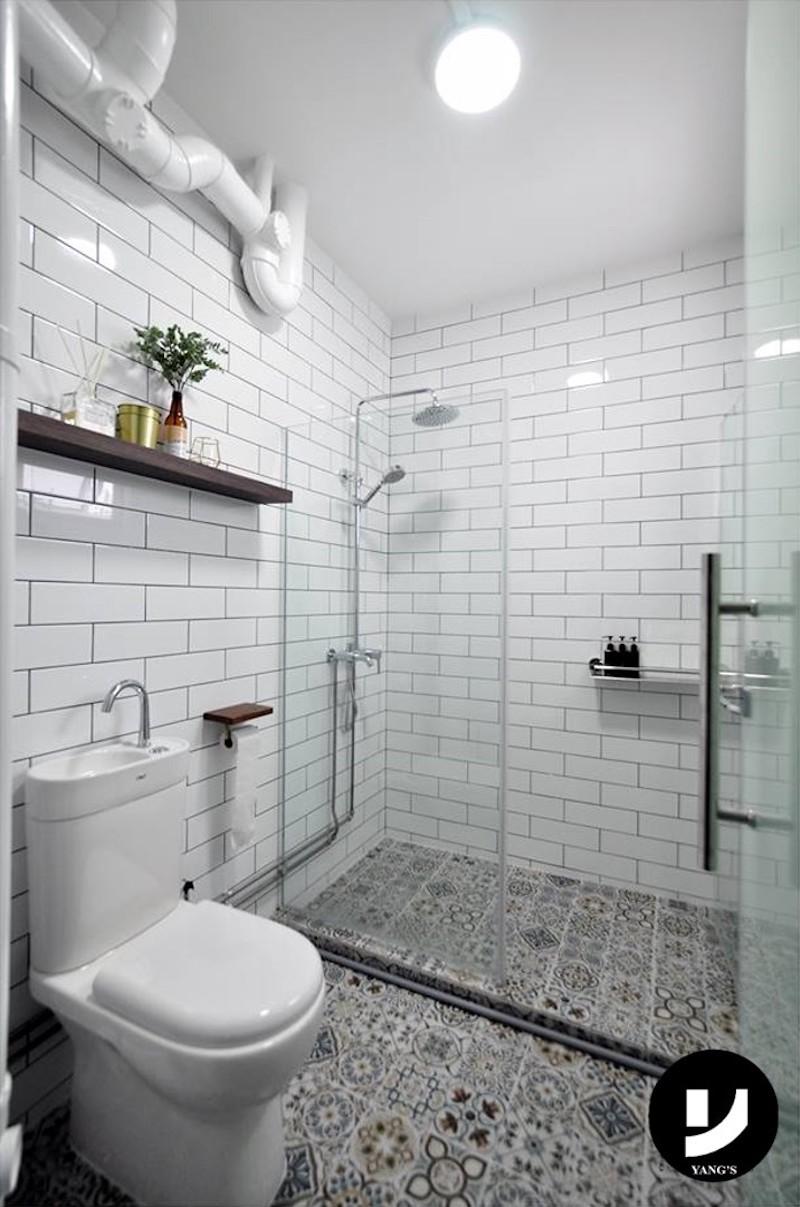 689 Hougang St 61 Toilet 3