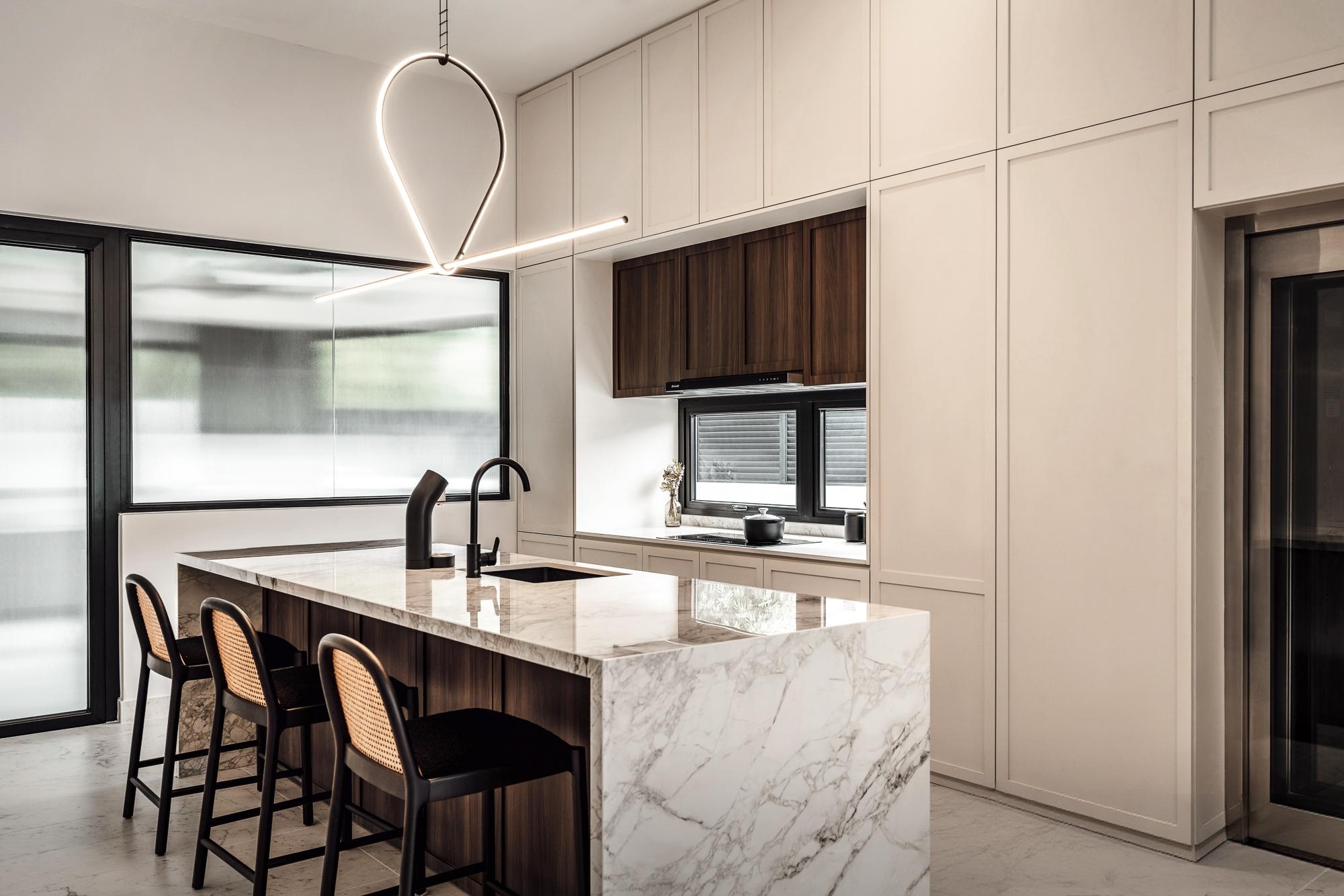 2300925 Livspace 223B 1