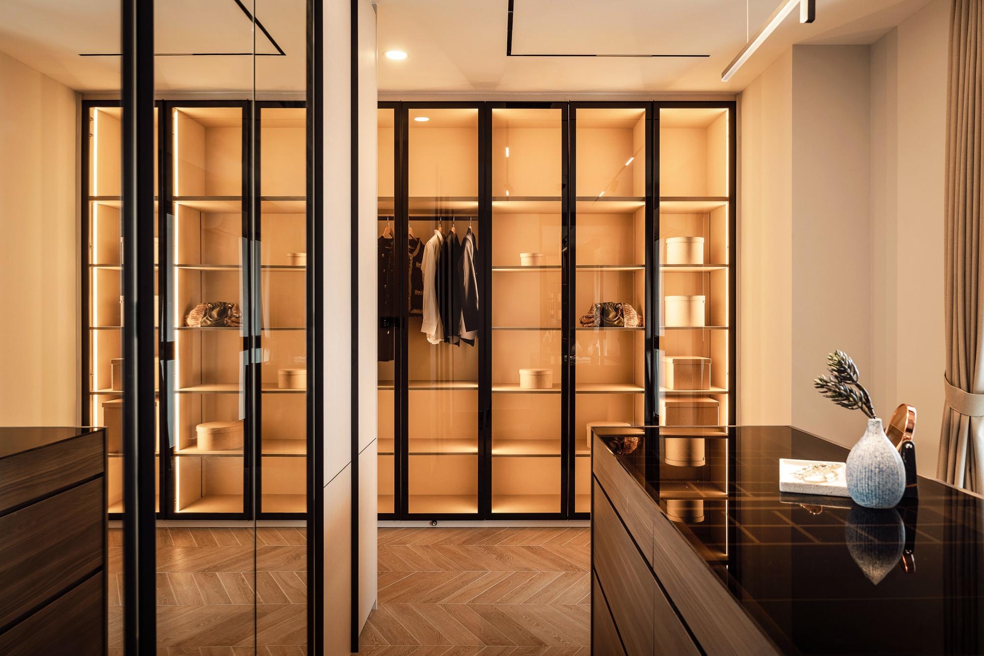 2300925 Livspace 174B 1