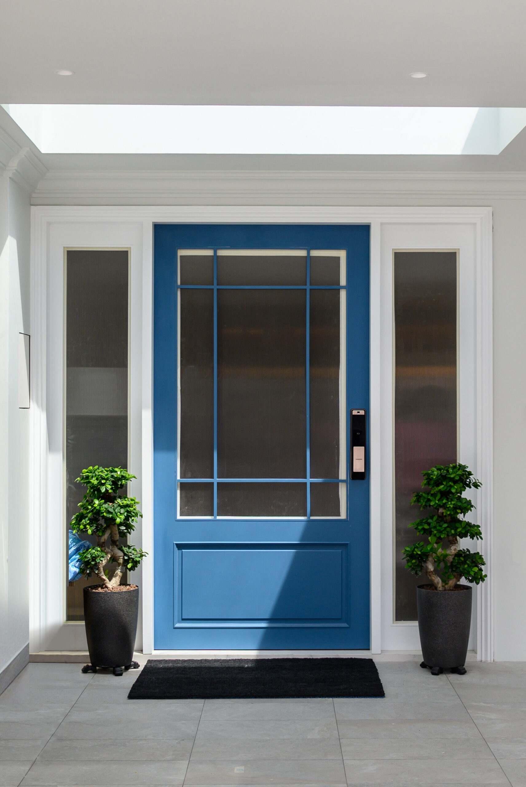 02 Entrance 01 scaled 1