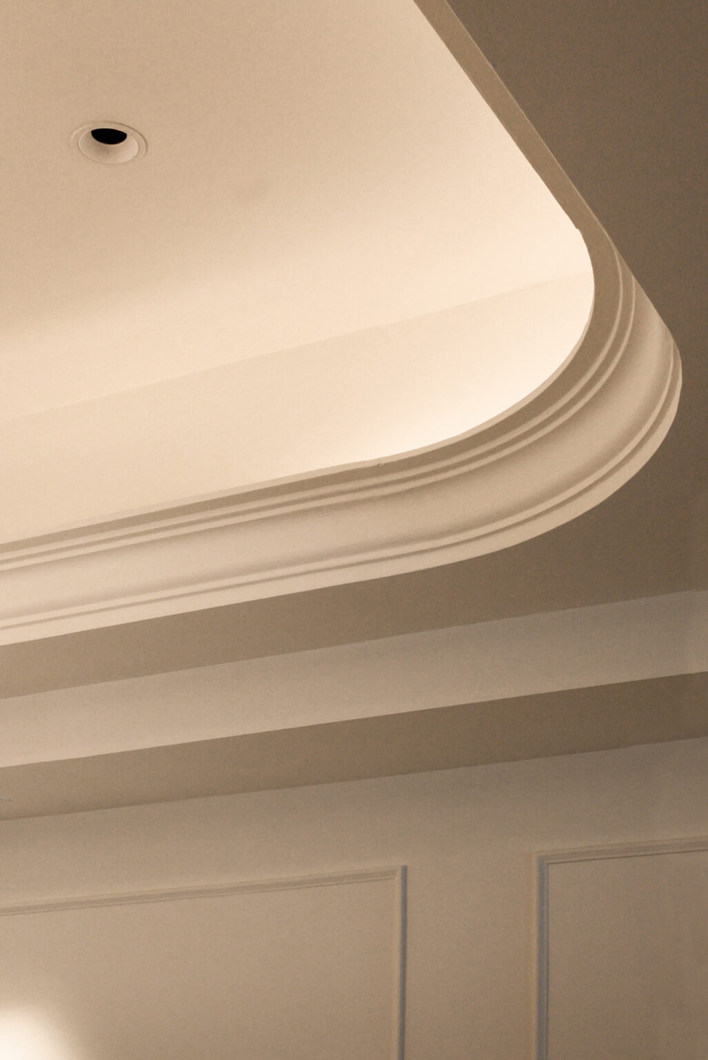 06 Dining 01 1027x1536 1