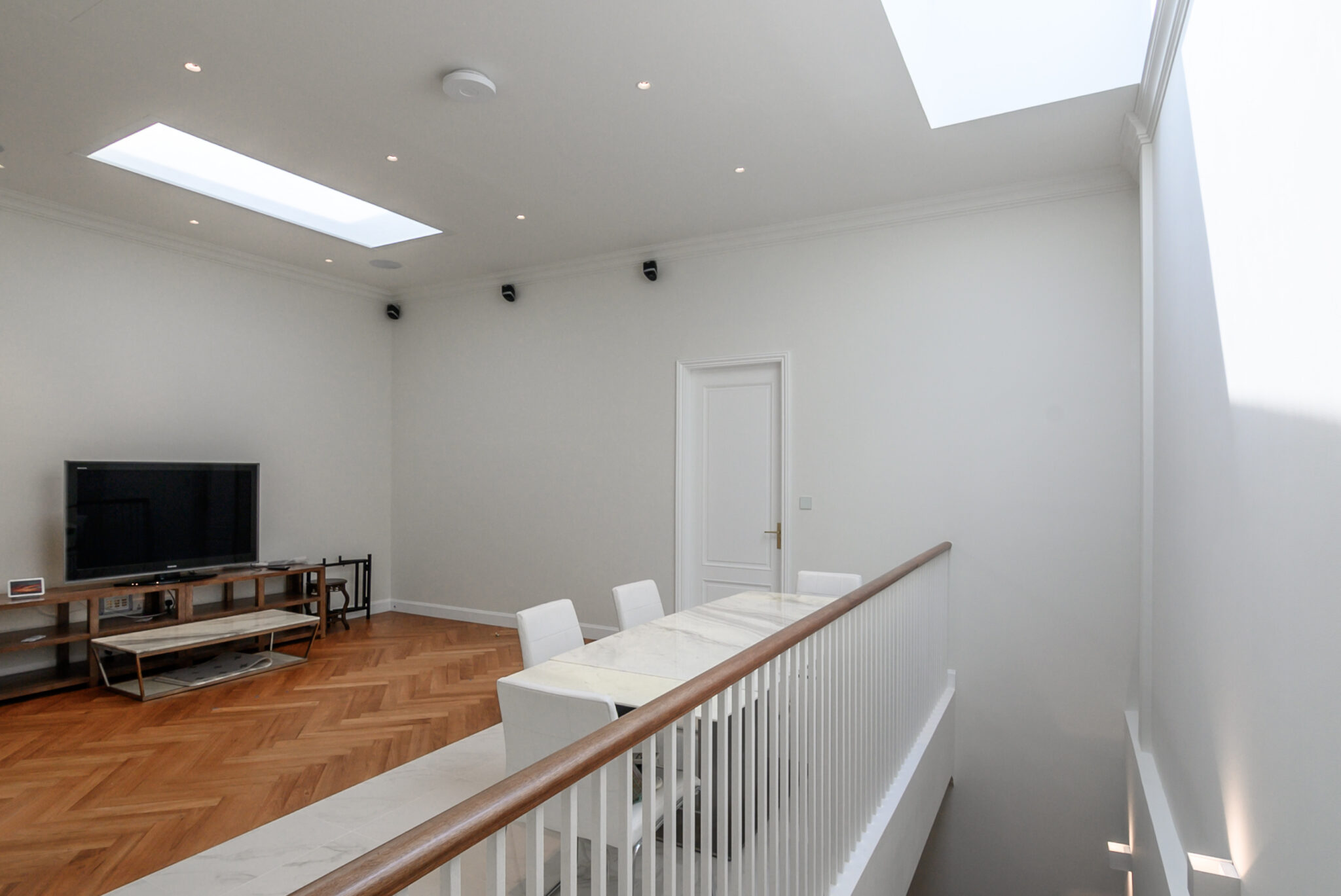 07 Attic 01 2 2048x1369 1