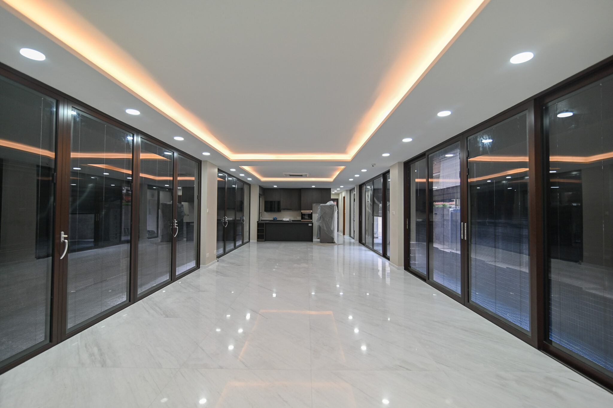 JLZ 6296 1 2048x1365 1